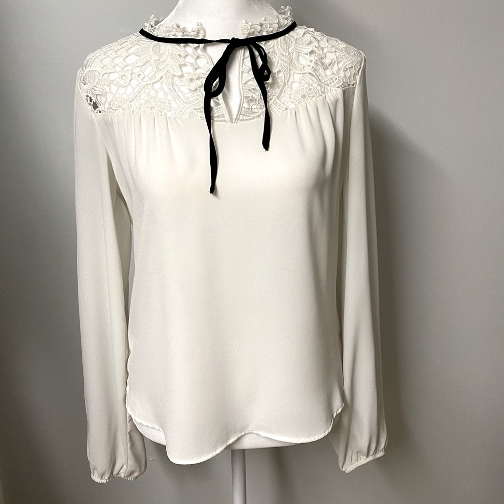 EXPRESS White Lace Top